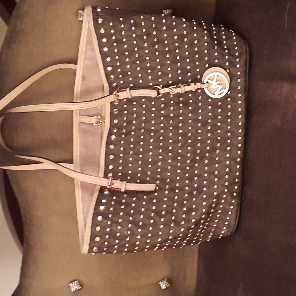 MICHAEL KORS JET SET TRAVEL BAG